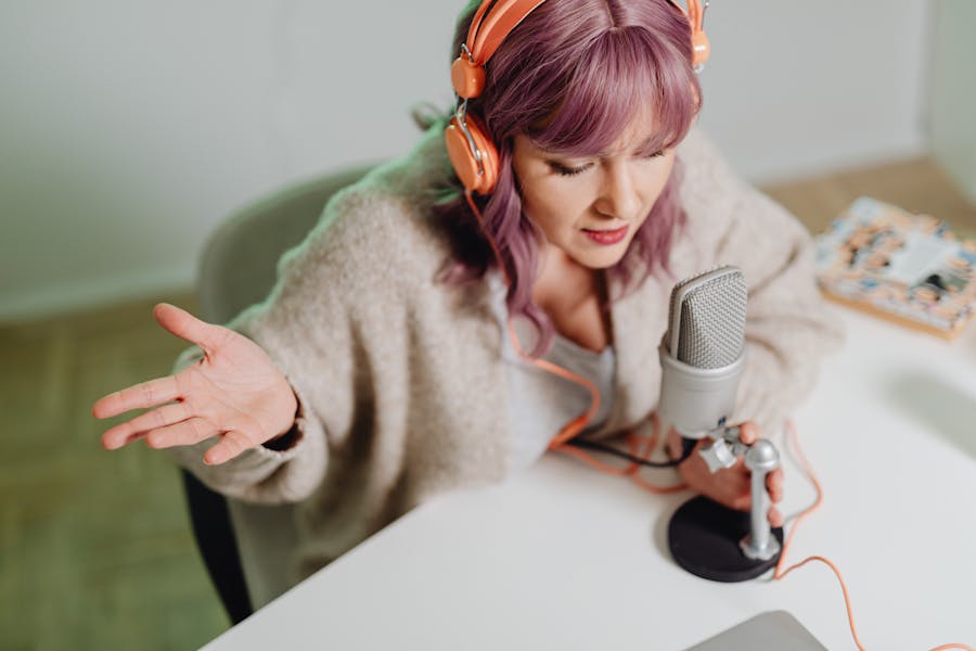 How to Build AI Agents for Podcasters: A Simple No Code Setup Guide 7 Podcast ai agent tools